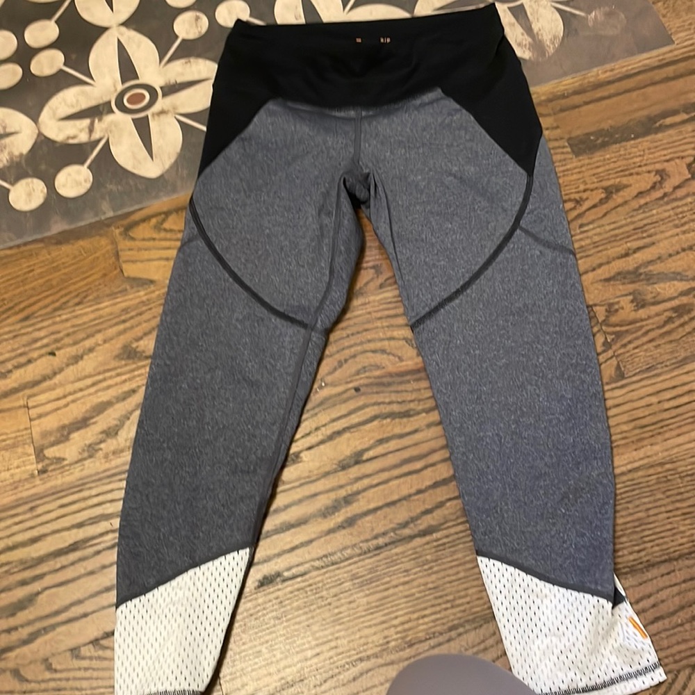 Lucy 3/4 Length Leggings